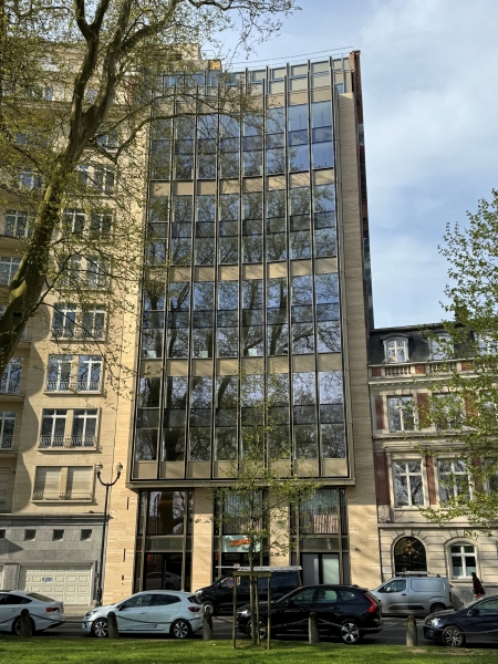 LOUISE 375